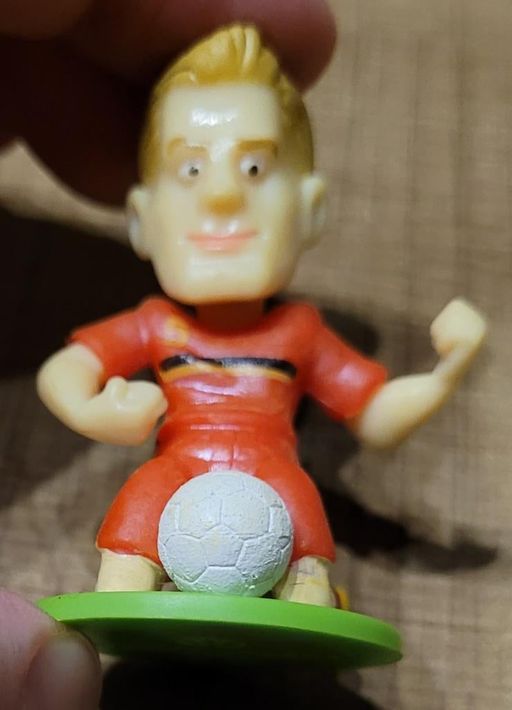 Voetbalpoppetje: Vertonghen, Ophalen of Verzenden, Zo goed als nieuw, Beeldje of Poppetje