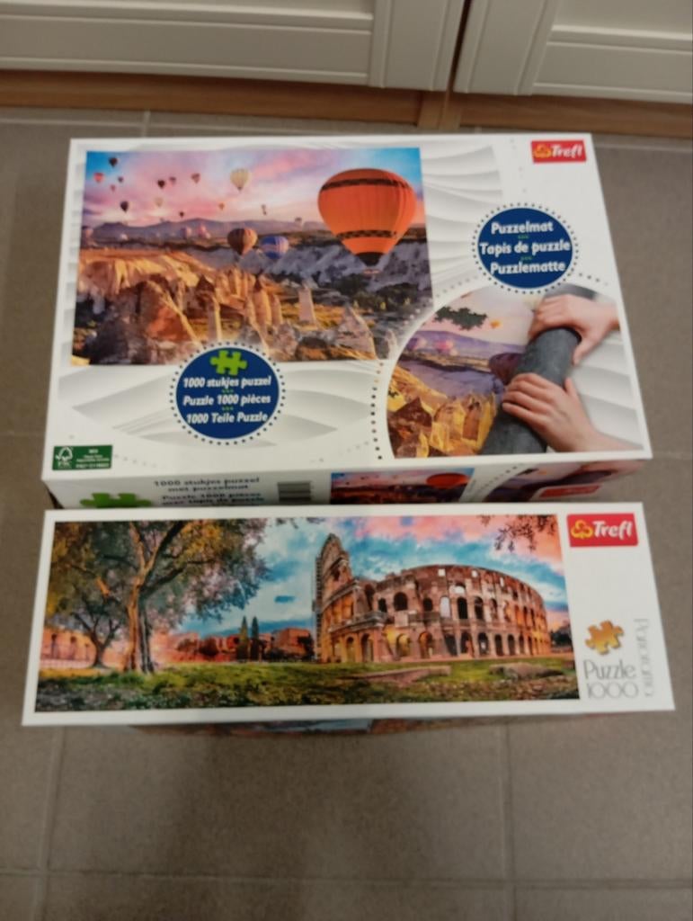 Puzzels 1000 stukken. 2€ per doos, Ophalen