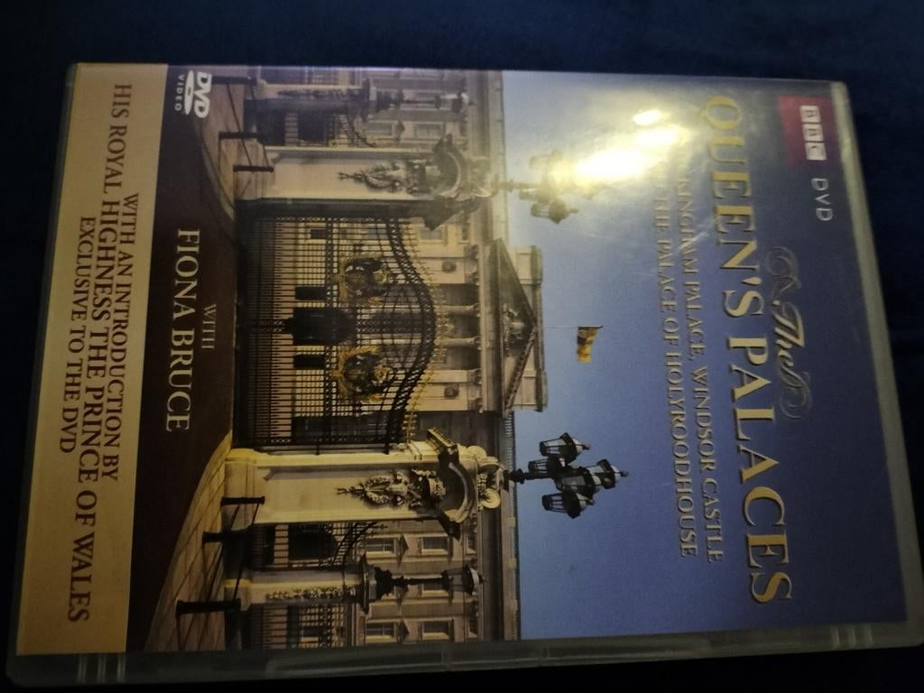 DVD the Queen's palaces, Verzenden