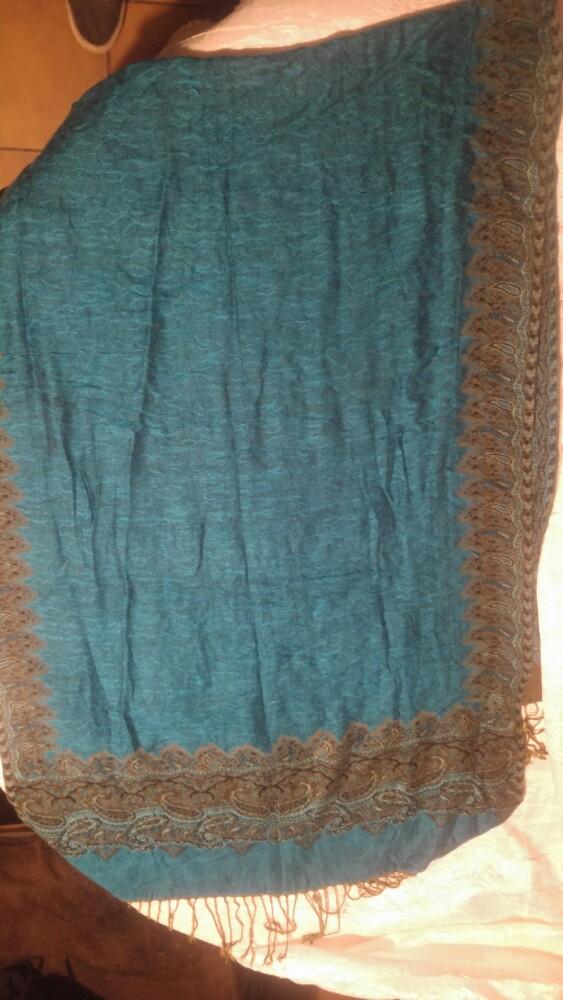 Grand foulard echarpe bleu motif 160cm x 60cm, Enlèvement ou Envoi, Porté