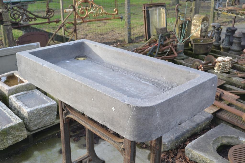 antieke grote arduinen gootsteen met ronde hoek, Ophalen, Gebruikt, Steen, Binnen