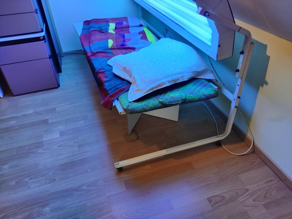 Zonnehemel, Elektronische apparatuur, Zonnebanken en Gezichtsbruiners, Ophalen, Gebruikt, Zonnebank enkelzijdig, 10 tot 15 lampen