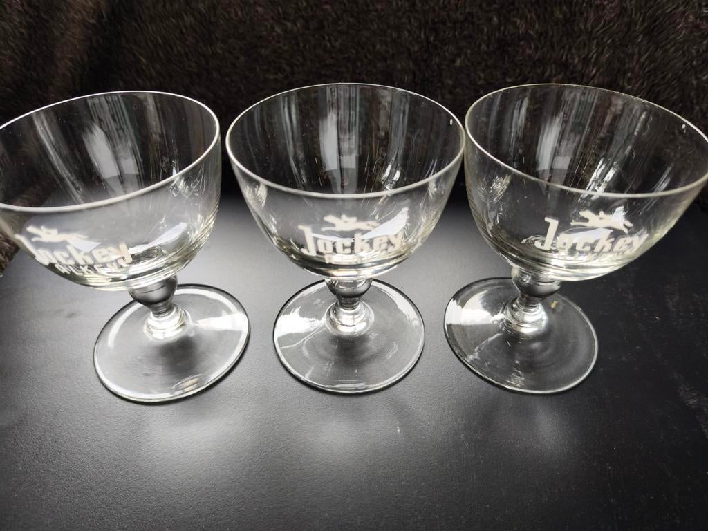 Jockey Alken glazen: 3 stuks 14 cm hoog, Ophalen