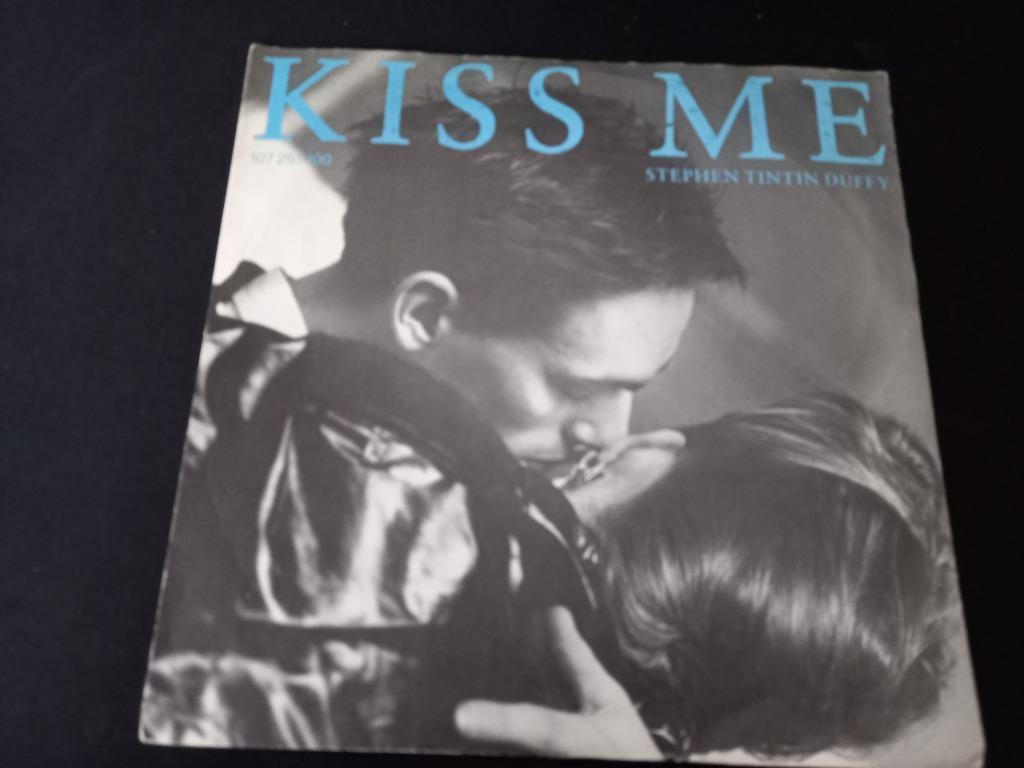 Stephen Tintin Duffy ‎– Kiss Me '7  = Nouveau, Enlèvement ou Envoi, Single, Comme neuf, Pop