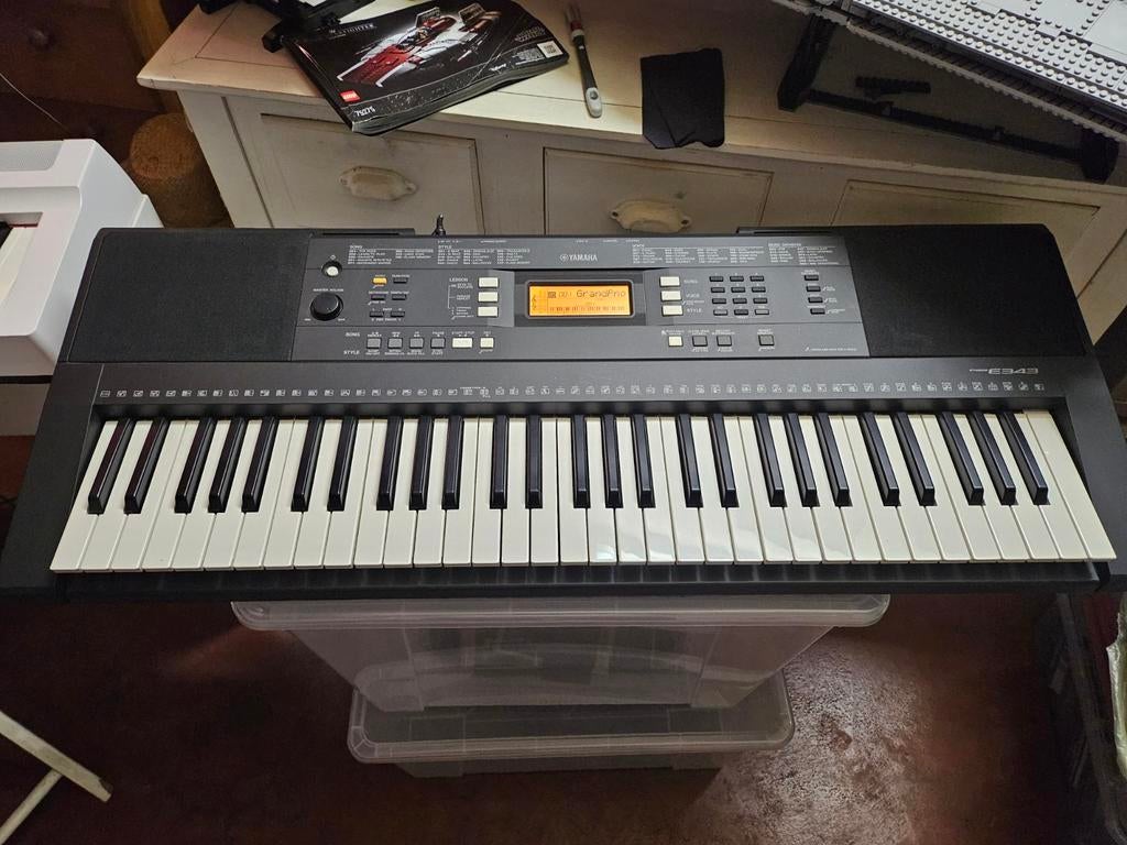 Yamaha PSR 343, Musique & Instruments, Enlèvement, Comme neuf, Yamaha, Sensitif