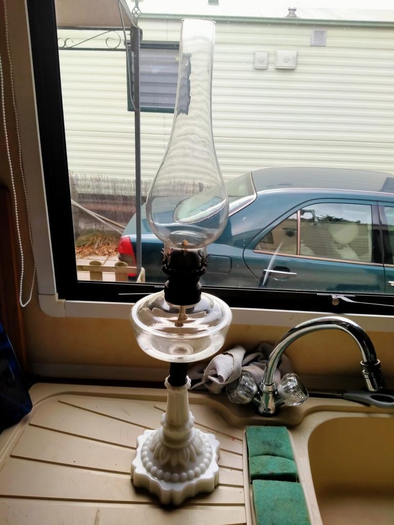 Olielamp art nouveau/art deco zeldzaam opaline voet, Enlèvement ou Envoi