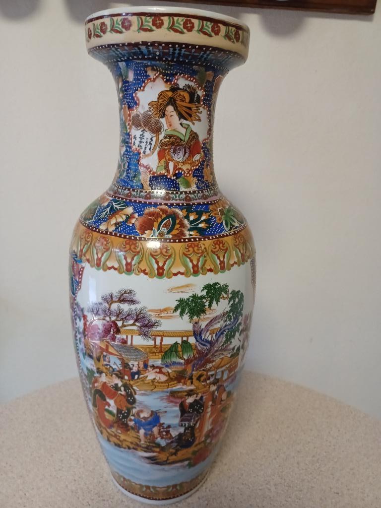 Chinese vaas H 62cm. Stempel onderaan, Ophalen