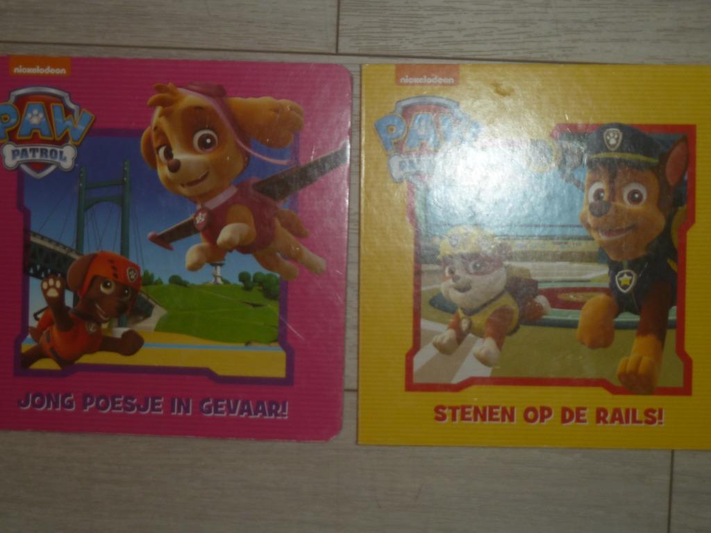 Paw patrol  €4/2 boekjes, Jongen of Meisje, Ophalen, Gelezen, 4 jaar
