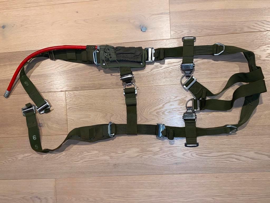 Torso Harness Belgian Air Force + extra’s, Ophalen of Verzenden, Luchtmacht, Overige typen