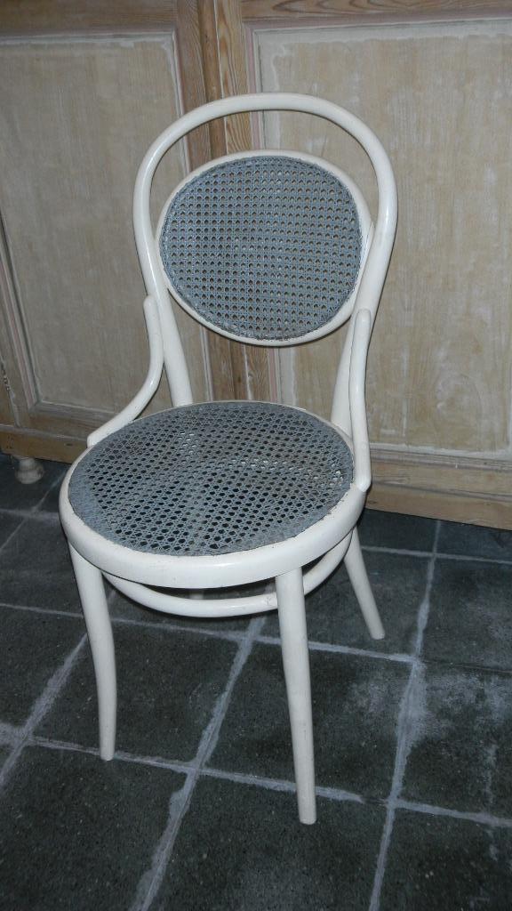houten stoel, Enlèvement