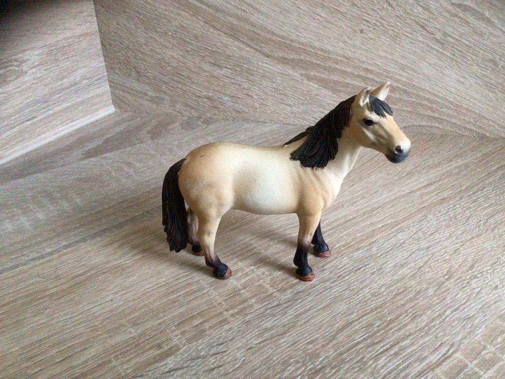Schleich Mustang, Ophalen of Verzenden, Zo goed als nieuw, Paard