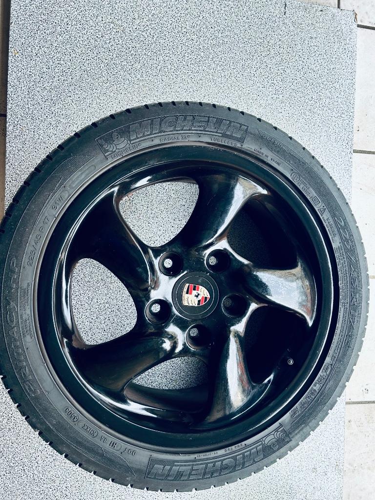 Pneus avec jantes Porsche dimensions (225/45 r17), Pneus été, Enlèvement, Pneu(s), 17 pouces