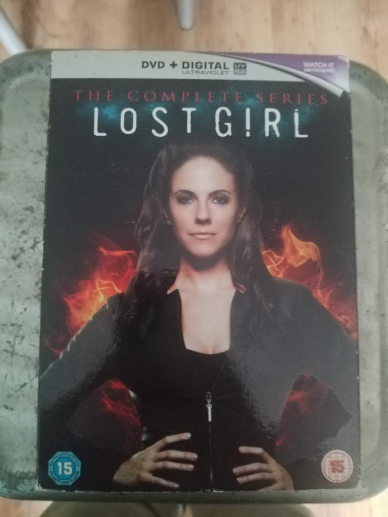 Lost Girl Compleet (5 seizoenen) dvd + digitaal, À partir de 16 ans, Envoi, Comme neuf, Drame