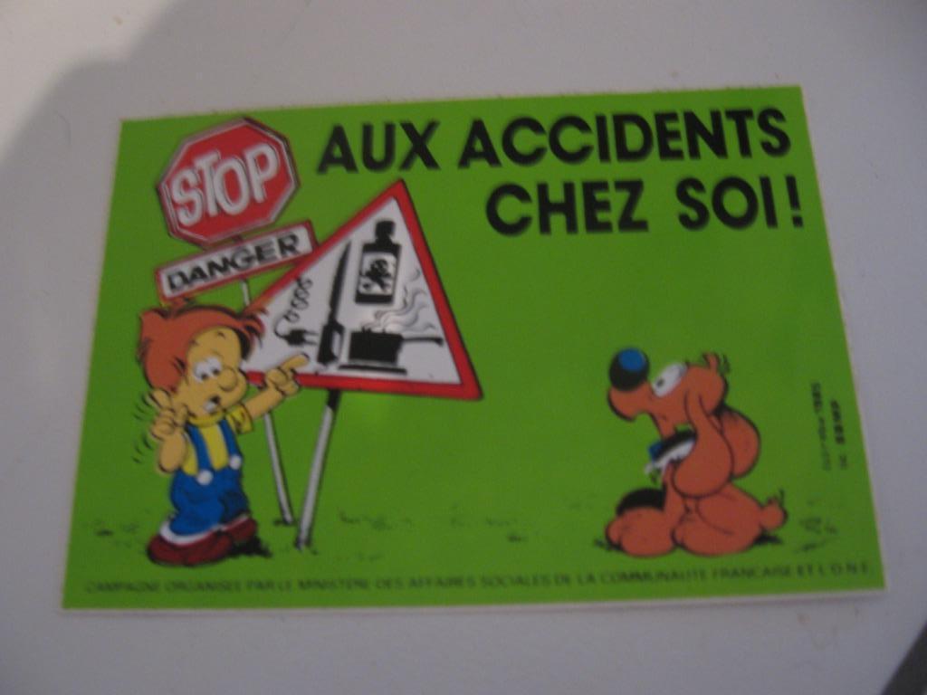 Sticker Stop aux accidents chez soi....Boule et Bill...Dimen, Collections, Enlèvement ou Envoi, Neuf, Bande dessinée ou Dessin animé