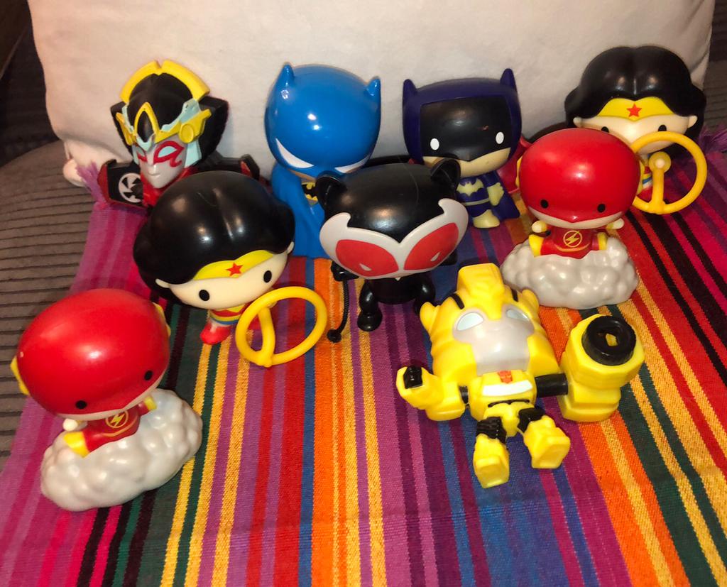 9 Batman-figuren van Superwoman catwoman...