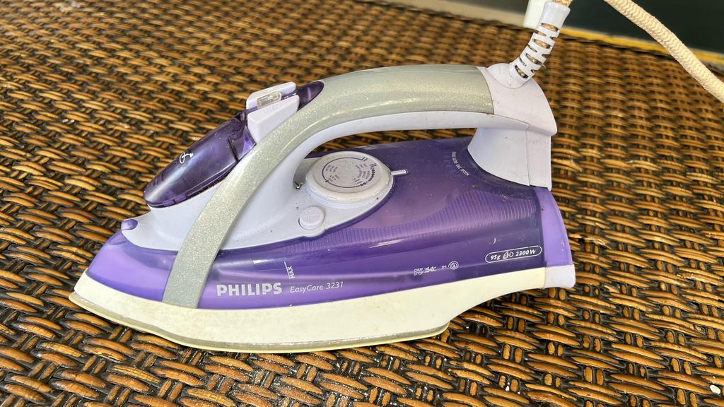 Philips Easycare stoomstrijkijzer, Ophalen, Zo goed als nieuw, Strijkijzer met snoer