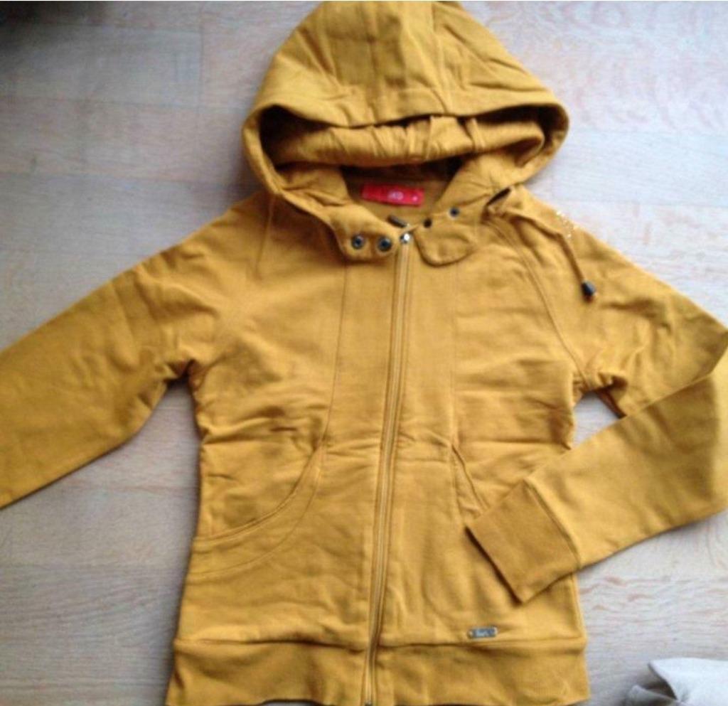 IKO gllet 12 jaar Perfecte staat, Kinderen en Baby's, Meisje, Ophalen of Verzenden, Zo goed als nieuw, Trui of Vest