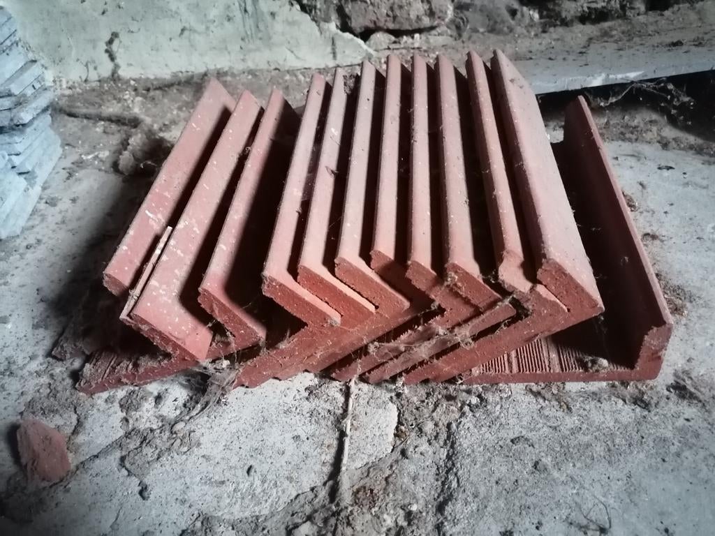 carreaux d'angle ou de bordure en terre cuite ou en terre cu, Bricolage & Construction, Dalles & Carrelages, Enlèvement
