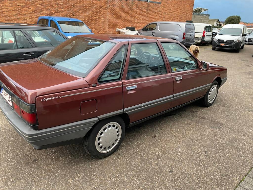 Mooie Renault 21 GTS Symphonie benzine  Oldtimer  2e Eig. !!, 4 deurs, Renault, Bedrijf, Grijs
