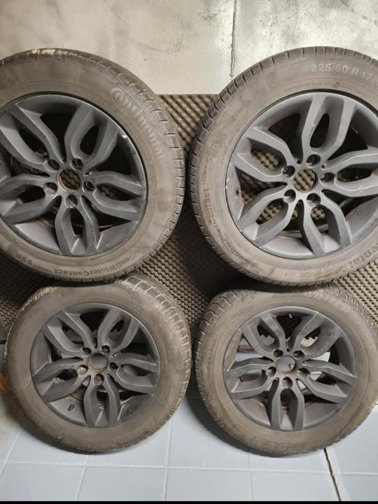 4 Jantes BMW 17" + Pneus Hiver 225/60/17, Autos : Pièces & Accessoires, Pneus hiver, 17 pouces, Enlèvement, Utilisé