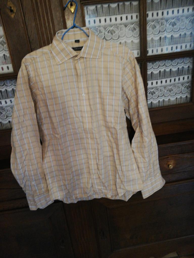 Chemise homme Melka beige, blanche, bleue.Taille M. Neuve., Kleding | Heren, Overhemden, Ophalen of Verzenden, Zo goed als nieuw