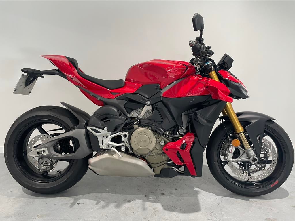 Ducati Streetfighter V4 S ‘25 €24900 BTW incl, Motoren, Bedrijf, Naked bike
