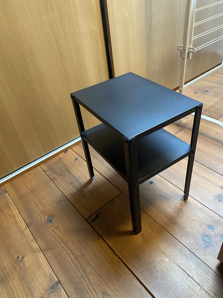 Table de chevet Ikéa - Knarrevik, Ophalen, Minder dan 45 cm, Metaal of Aluminium, Nieuw