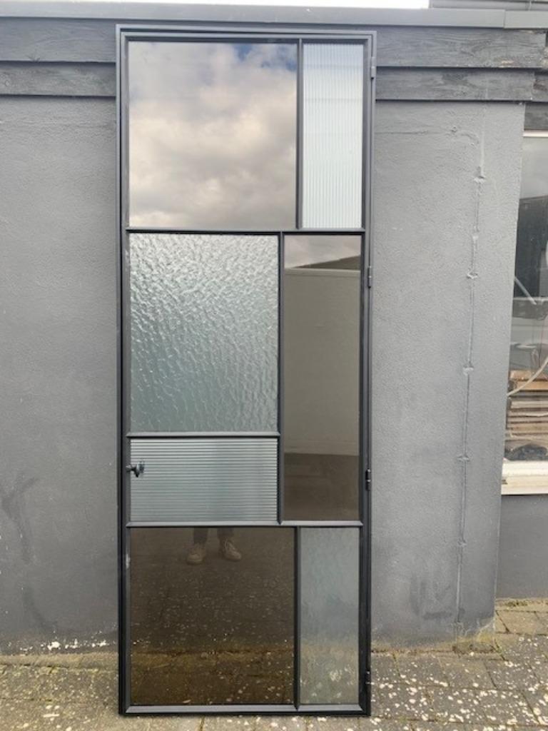 Zwarte stalen binnendeur, Ophalen, 80 tot 100 cm, 215 cm of meer, Binnendeur