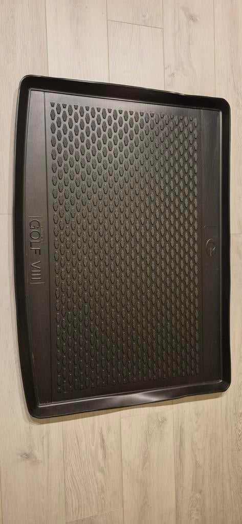 Tapis coffre Golf 8, Enlèvement