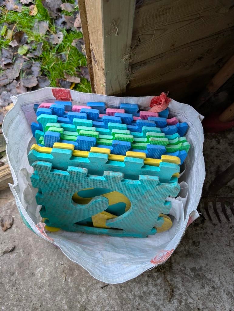 Rubber puzzel tegels, Ophalen, Gebruikt
