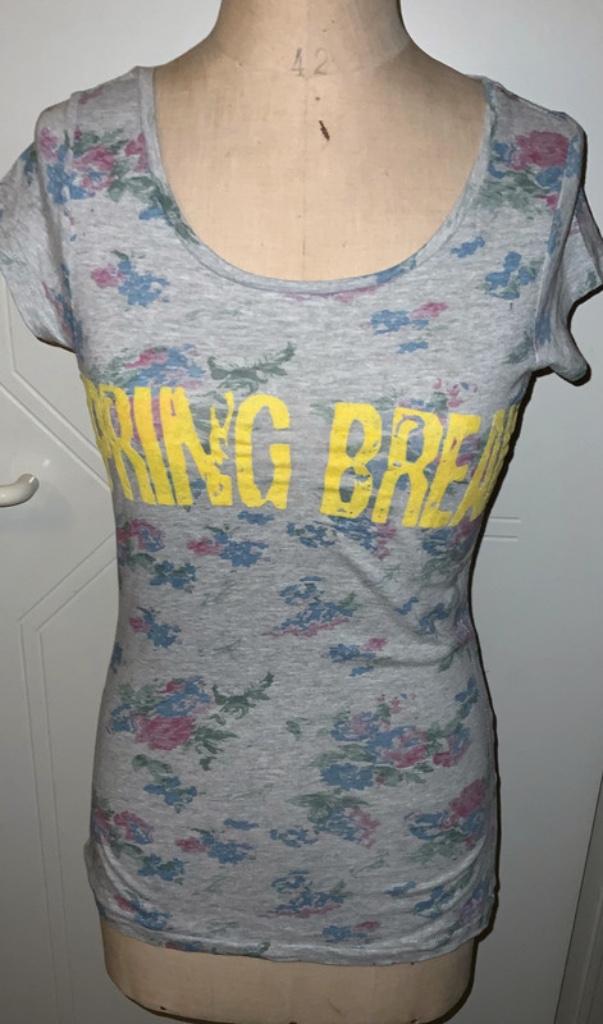 Grijze T-shirt met bloemetjes en opschrift, Envoi, Taille 34 (XS) ou plus petite
