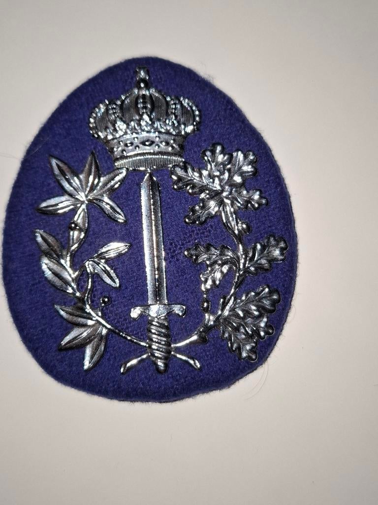 Emblème de casquette de police, Collections, Envoi, Comme neuf