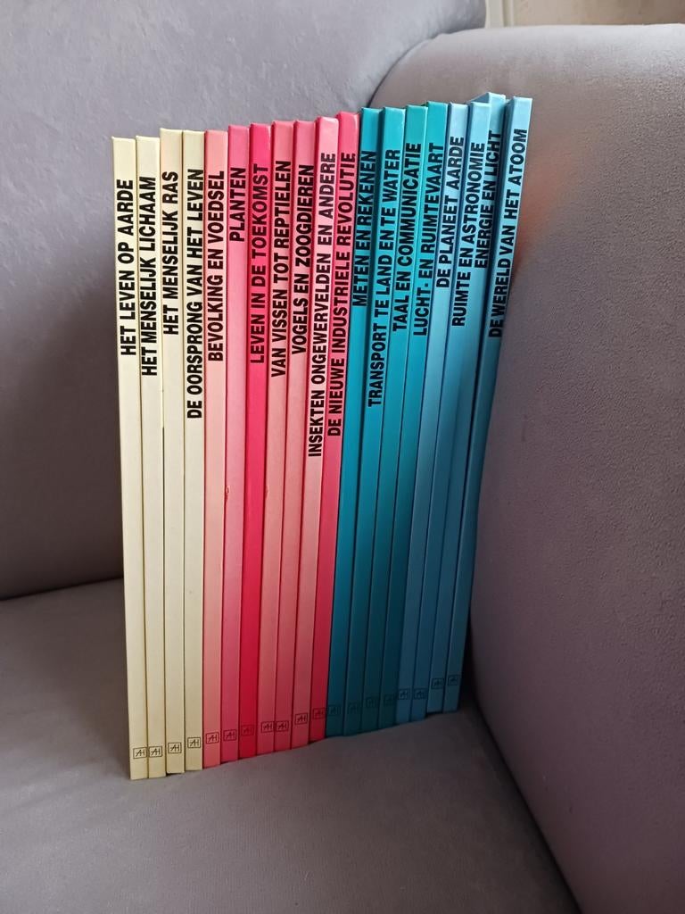 Artis Historia uitgave: Onze wereld vandaag, Boeken, Ophalen of Verzenden, Zo goed als nieuw, Verschillende onderwerpen
