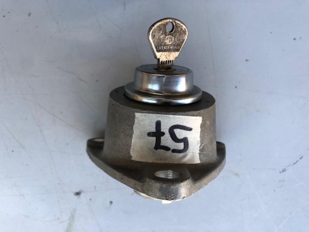 Neiman avec clè pour Lamborghini Urraco, Jalpa et LM002, Autos : Pièces & Accessoires, Enlèvement ou Envoi, Utilisé, Autres marques automobiles