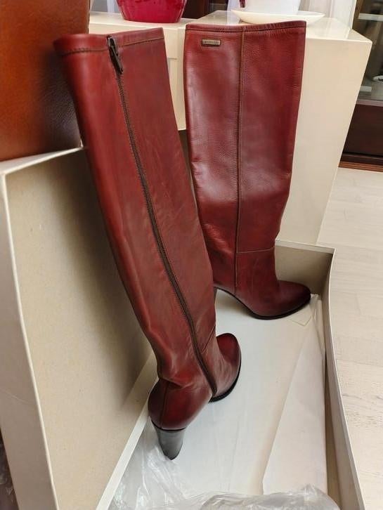 Bottes longues / hautes bordeaux 39 GOMMA femme parfait état, Rouge, Enlèvement ou Envoi, Comme neuf, Bottes hautes