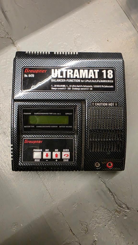 GRAUPNER ULTRAMAT 18 12/230V CHARGEUR, Enlèvement ou Envoi, Utilisé