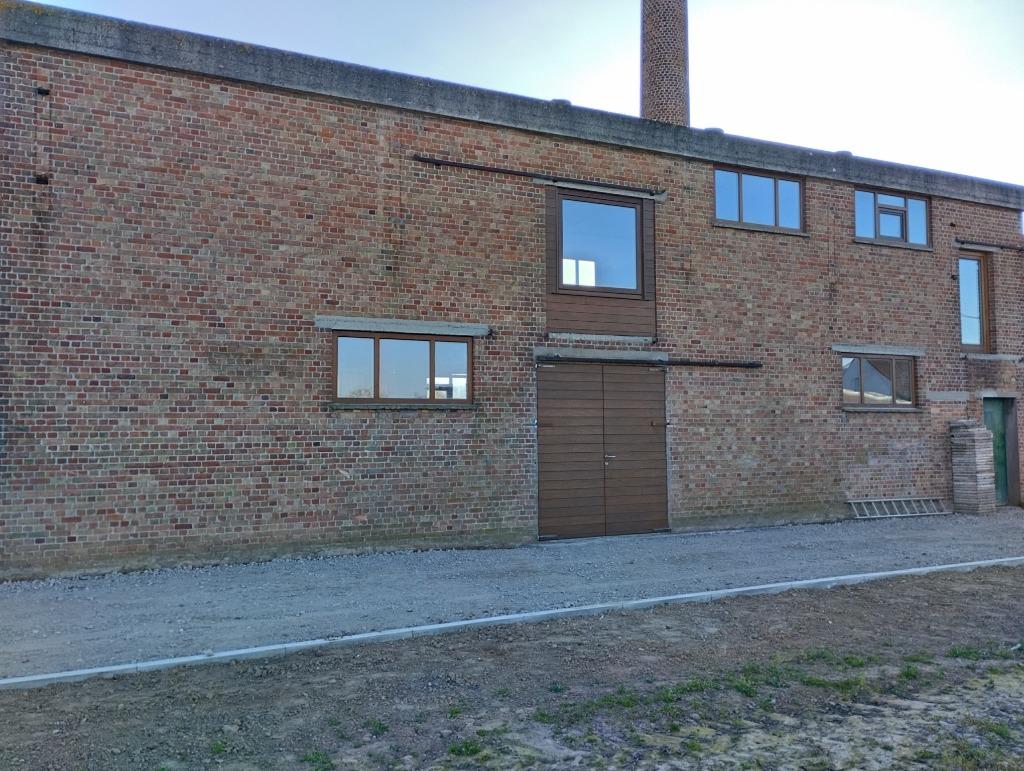 Ardooie, Te Huur: Vlot bereikbare magazijnen 140, 125, 20 m², Enlèvement ou Envoi