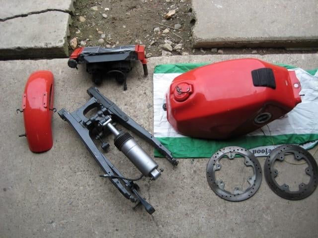 HondaVF750F 1984 onderdelen echt als nieuw., Motoren, Ophalen, Gebruikt