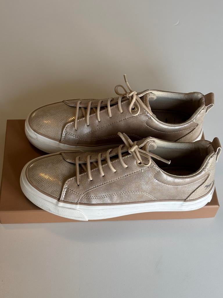 Baskets Mustang dorées/beiges pointure 37, Enlèvement ou Envoi, Beige, Sneakers et Baskets, Comme neuf