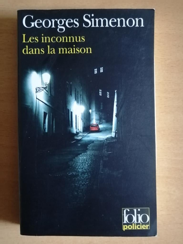 Les Inconnus dans la maison de Georges Simenon, Enlèvement ou Envoi