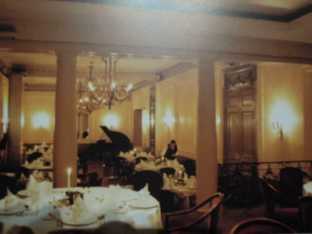 prent foto Brugge Hotel Navarra Sint-Jacobsstraat, 1980 tot heden, Ophalen of Verzenden, Zo goed als nieuw, Prent