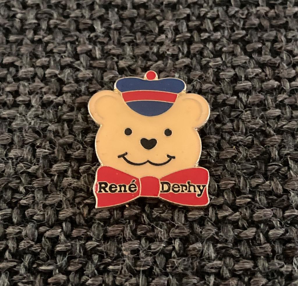 PIN - RENÉ DERHY - BEERTJE - TEDDY BEAR - TEDDYBEER, Verzenden, Gebruikt, Merk, Speldje of Pin