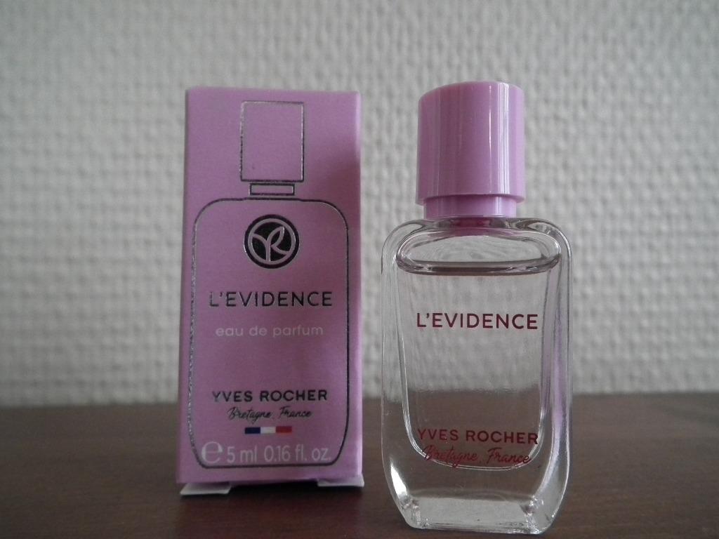Eau de parfum l'évidence. Yves Rocher (5 ml.), Envoi, Neuf, Miniature, Plein