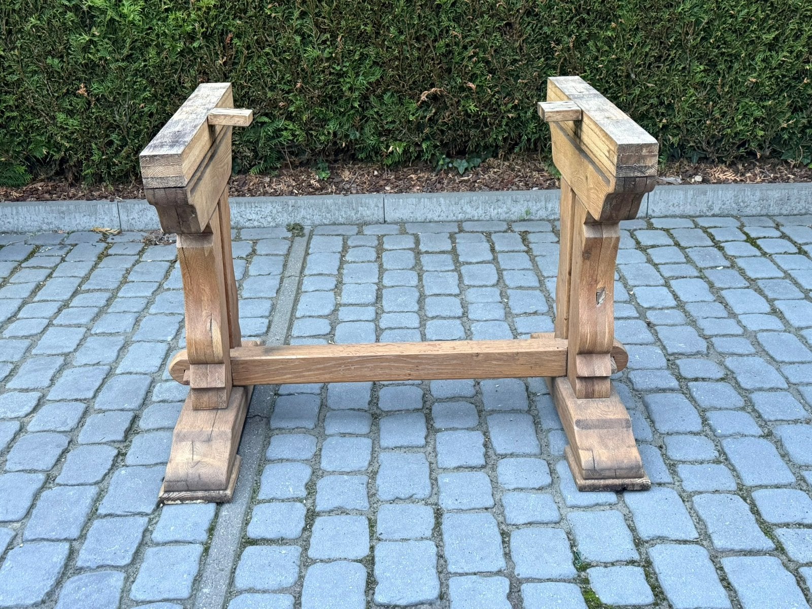 Prachtige eiken Kloostertafel poten, Enlèvement