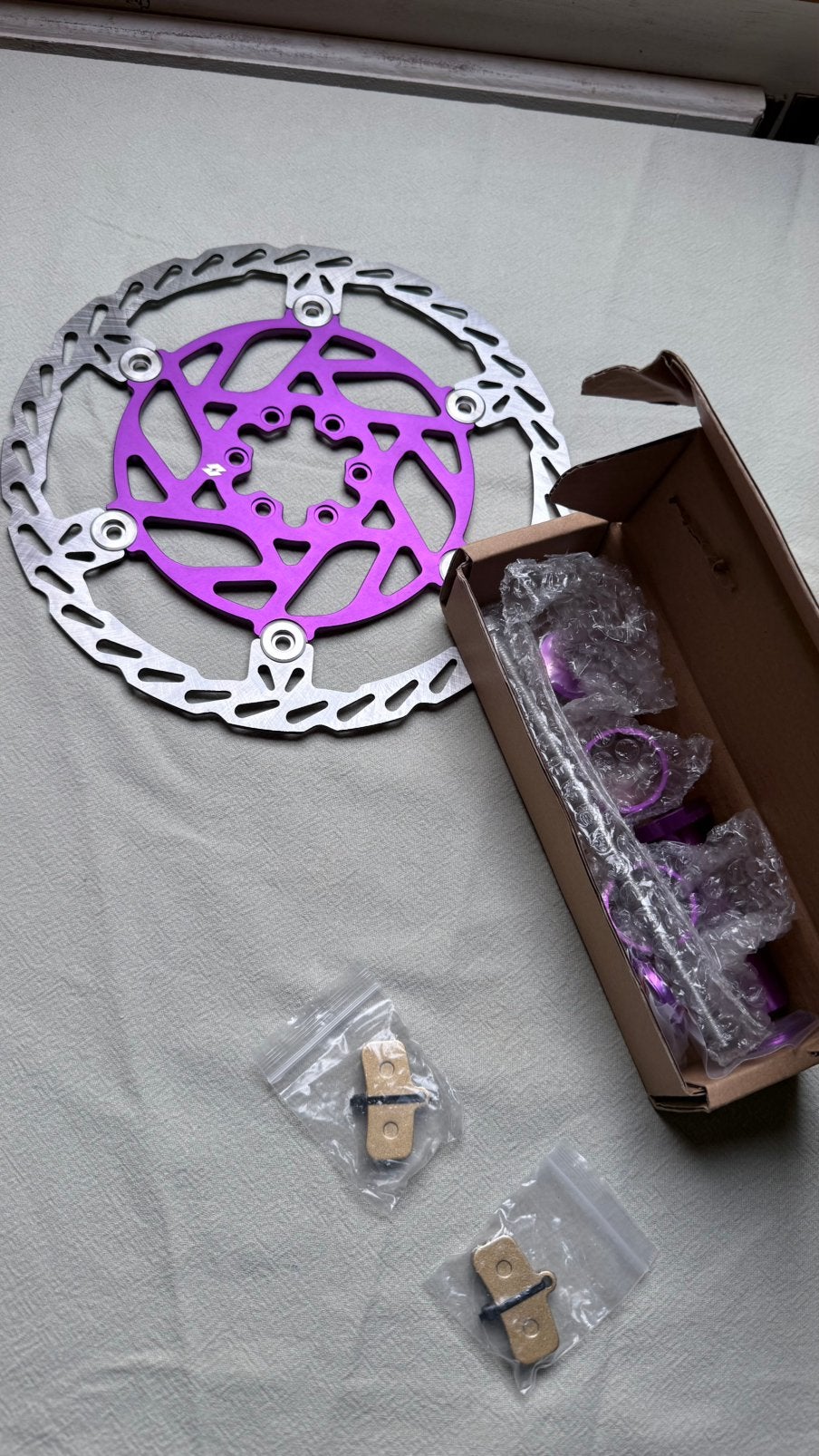 Pièces en cuivre violettes entièrement chargées, Enlèvement ou Envoi