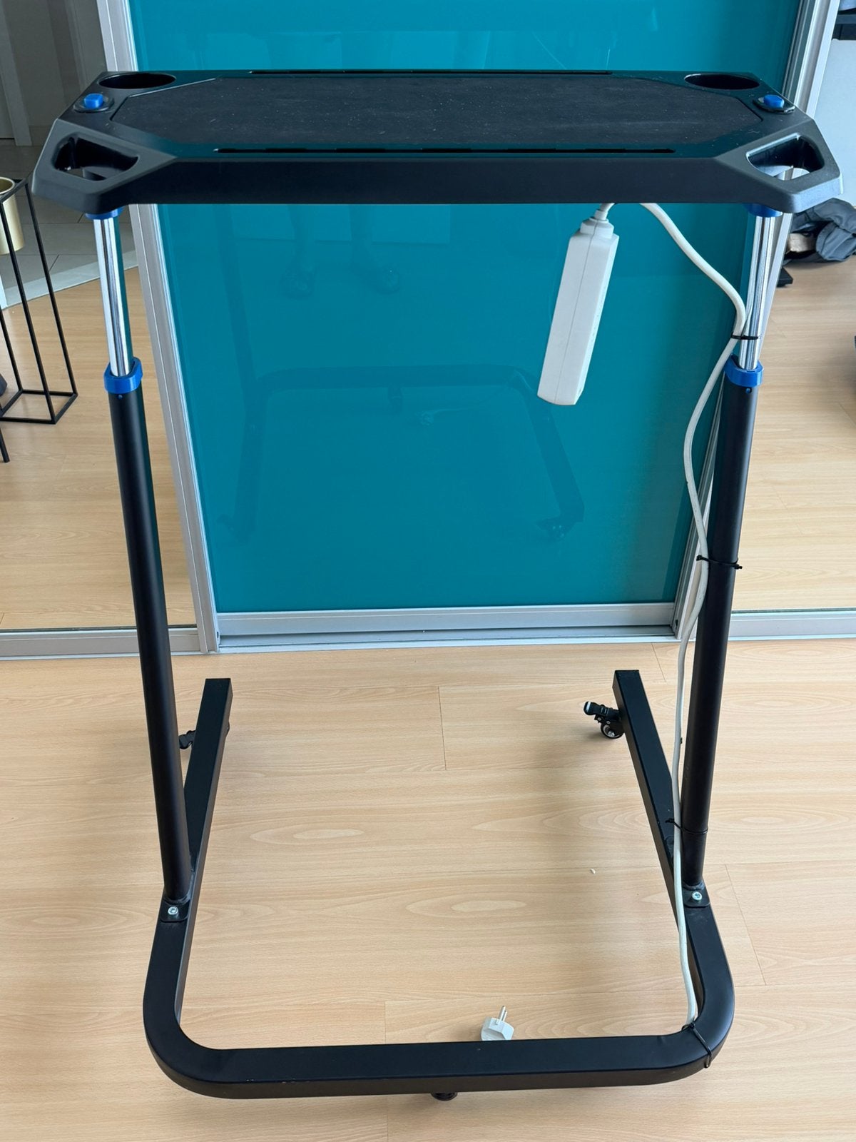 Verstelbaar tafel fietstrainer, Ophalen, Zo goed als nieuw