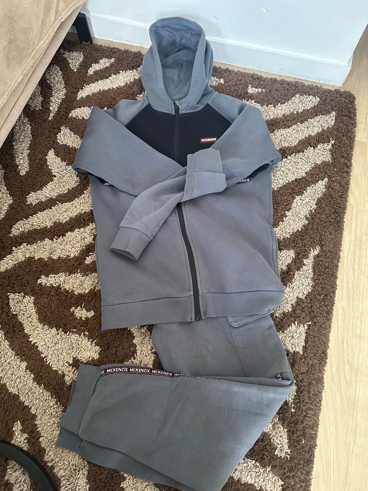 Mckenzie broek en trui, Kleding | Dames, Ophalen, Zo goed als nieuw