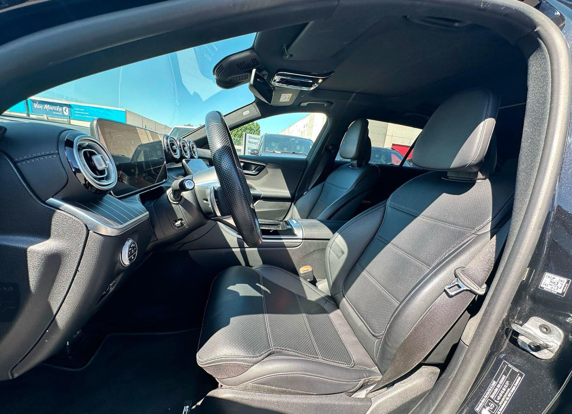 Mercedes-Benz C 300 e AMG Line Break + LEDER + PANO DAK + TR, Auto's, Automaat, Dealer onderhouden, 4 cilinders, 313 pk