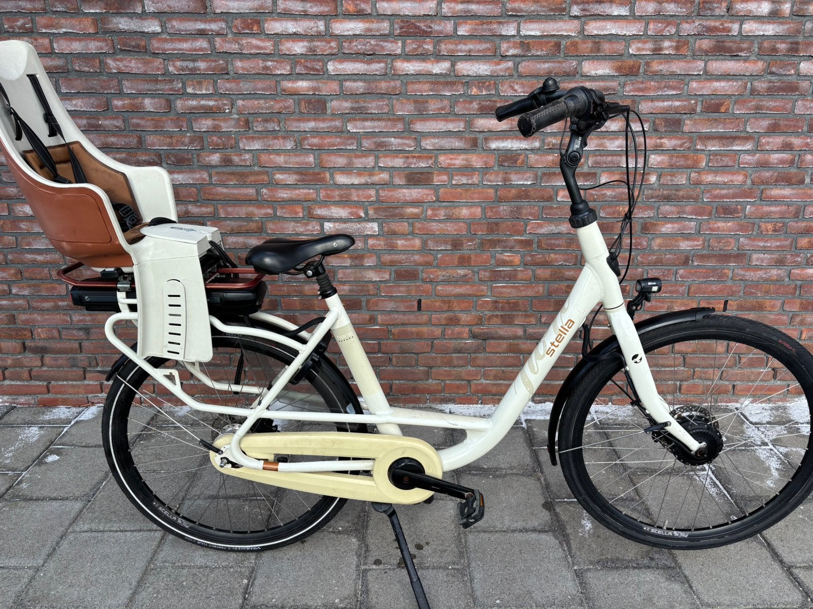 Stella Fiore elektrische moederfiets – nette staat, Fietsen en Brommers, Elektrische fietsen, Ophalen, Zo goed als nieuw