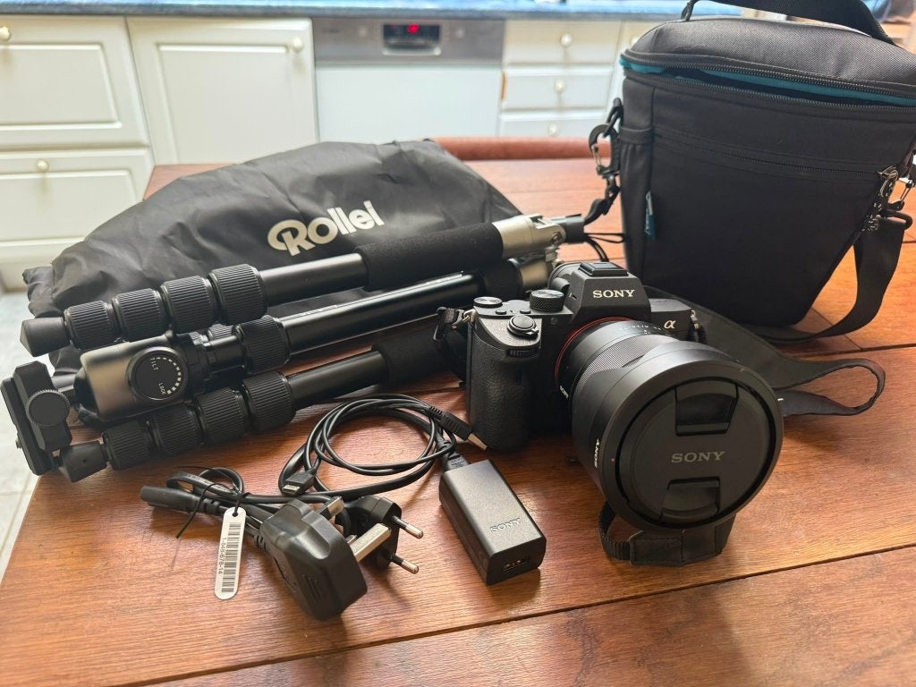 Sony alpha a7 III  + accessoires, Audio, Tv en Foto, Fotocamera's Digitaal, Spiegelreflex, Ophalen of Verzenden, Zo goed als nieuw
